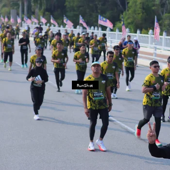 Runner Photo 7175988