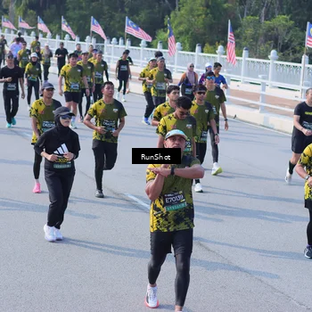 Runner Photo 7176006