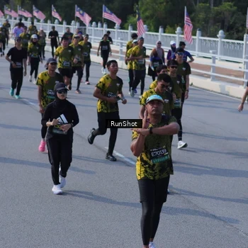 Runner Photo 7176014