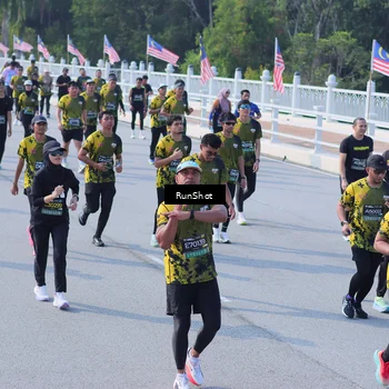 Runner Photo 7176019