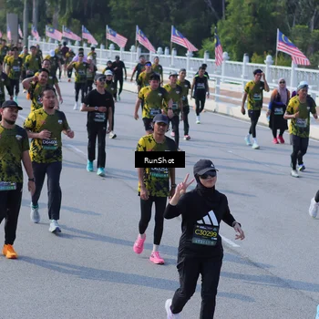 Runner Photo 7176042