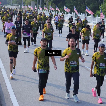 Runner Photo 7176061