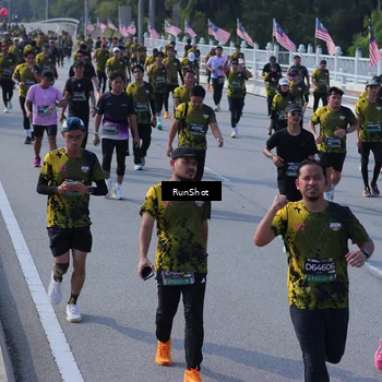 Runner Photo 7176063