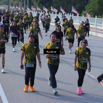 Runner Photo 7176068