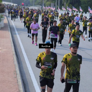 Runner Photo 7176075