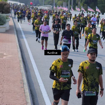 Runner Photo 7176079