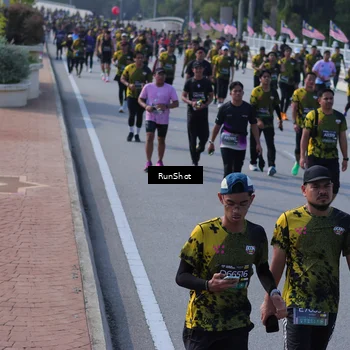 Runner Photo 7176082