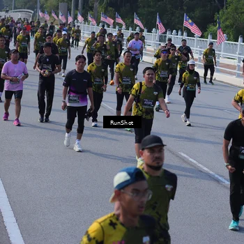Runner Photo 7176088