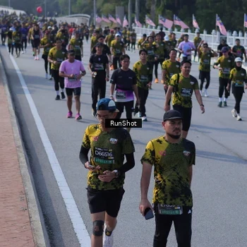 Runner Photo 7176095