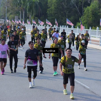 Runner Photo 7176110