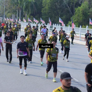 Runner Photo 7176114