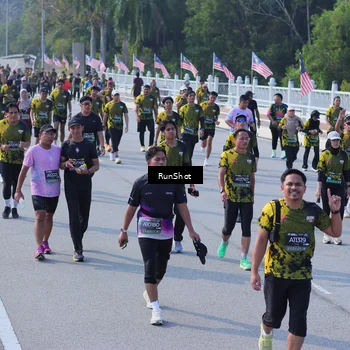 Runner Photo 7176126