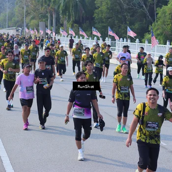 Runner Photo 7176150