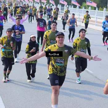 Runner Photo 7176312