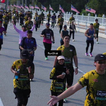 Runner Photo 7176342