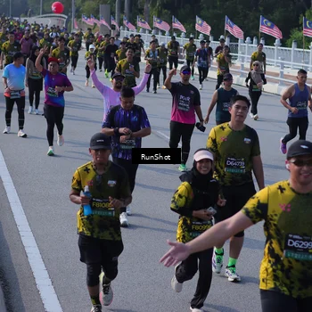 Runner Photo 7176344