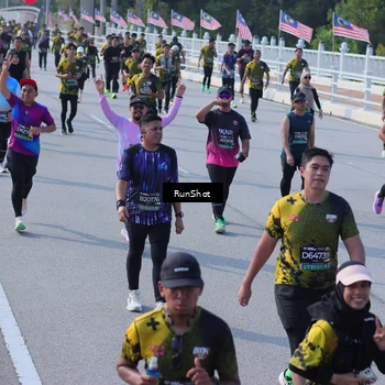 Runner Photo 7176351