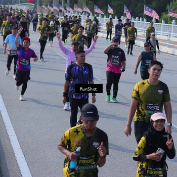 Runner Photo 7176354
