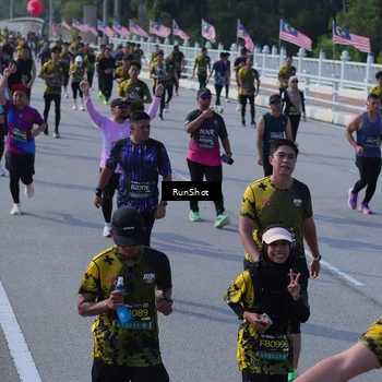 Runner Photo 7176355