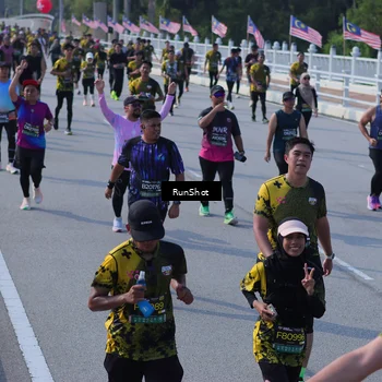 Runner Photo 7176358