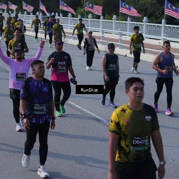 Runner Photo 7176370