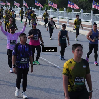 Runner Photo 7176371