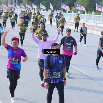Runner Photo 7176375