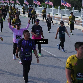 Runner Photo 7176377