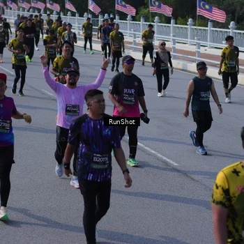 Runner Photo 7176412
