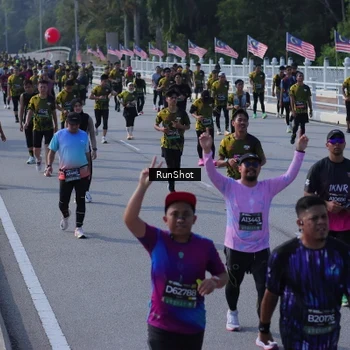 Runner Photo 7176414