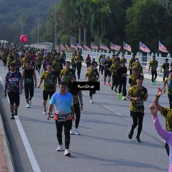 Runner Photo 7176473