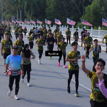 Runner Photo 7176485