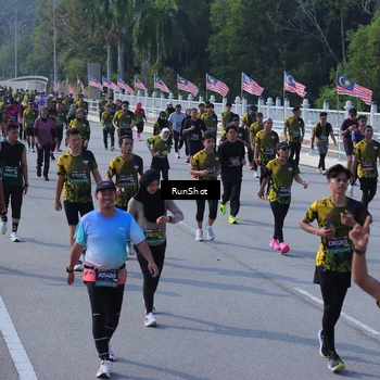 Runner Photo 7176489