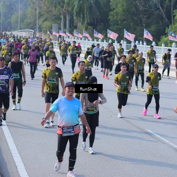 Runner Photo 7176495