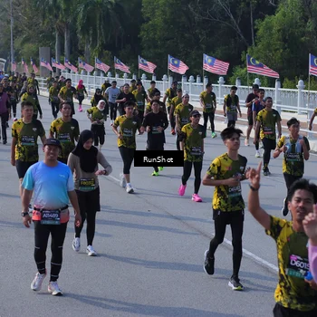 Runner Photo 7176497