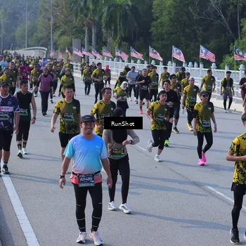 Runner Photo 7176501