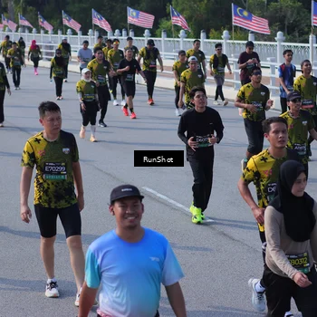 Runner Photo 7176536