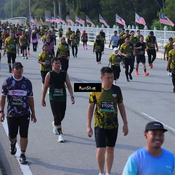 Runner Photo 7176543