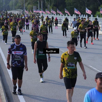 Runner Photo 7176545