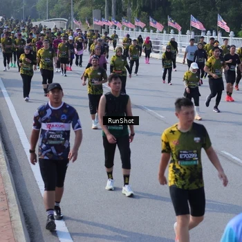 Runner Photo 7176554