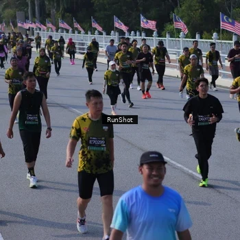 Runner Photo 7176557