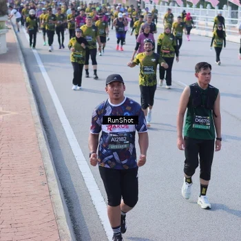 Runner Photo 7176560