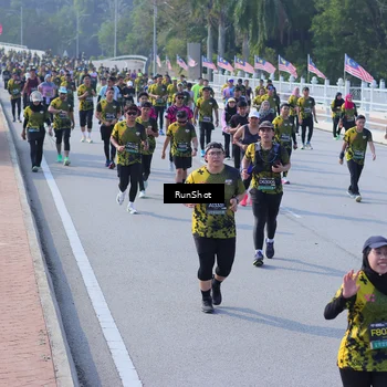 Runner Photo 7176918