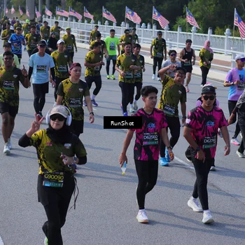 Runner Photo 7177371