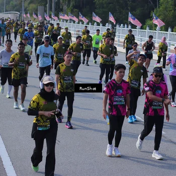 Runner Photo 7177374