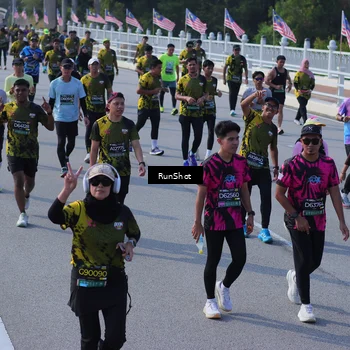 Runner Photo 7177377