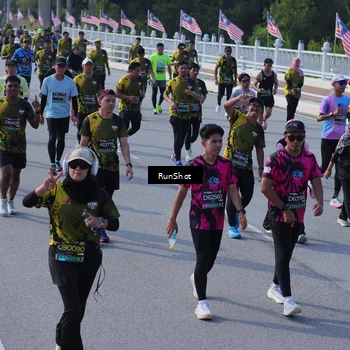 Runner Photo 7177383