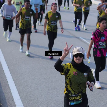 Runner Photo 7177398