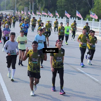 Runner Photo 7177429