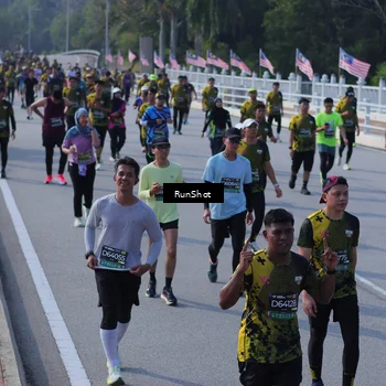 Runner Photo 7177454